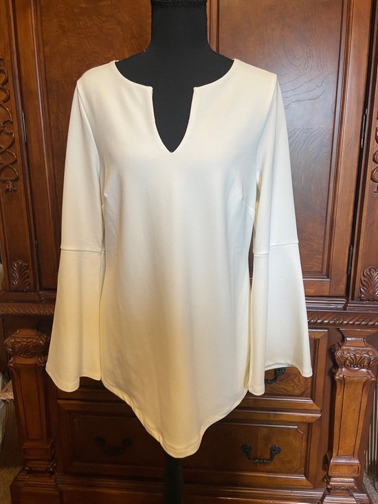 Boston Proper Tops - Boston Proper Cream Split-Neck Bell Sleeve Tunic Size Medium